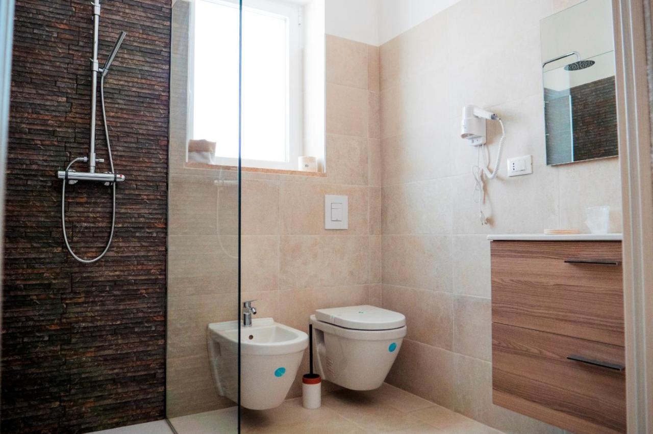 B&B A Un Passo dal Mare Torre Canne Exterior foto